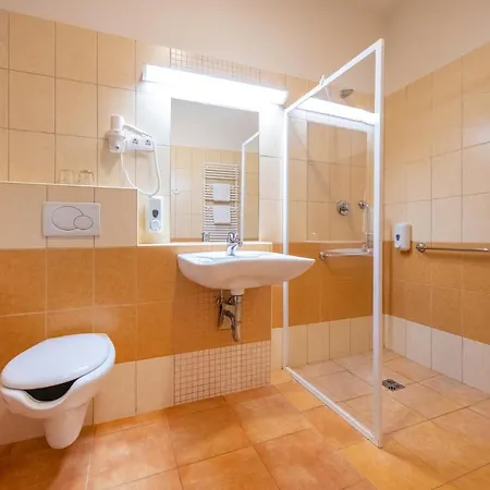Anna Hotel