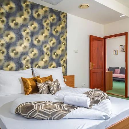 Anna Hotel