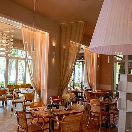 Anna Hotel